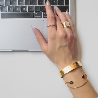 Aktor L cuff bracelet