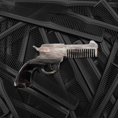 Russian Revolver - Peigne en corne