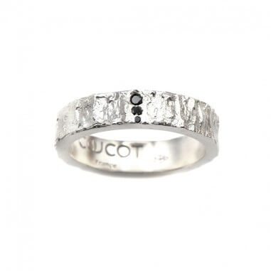 Men's wedding ring with black diamond...