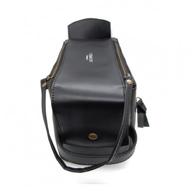 Toilet bag for men in leather