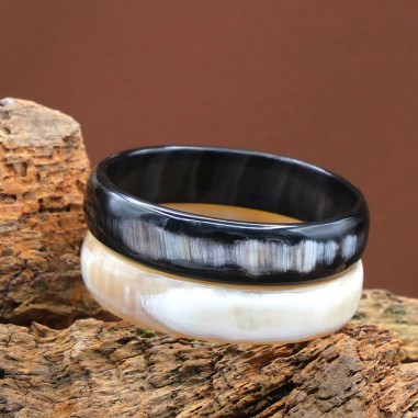 Photo mood fond bois du jonc en corne 15 mm.