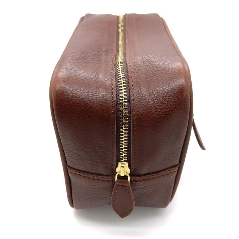 Leather toilet bag