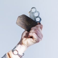 Knuckles - small - Horn comb 2