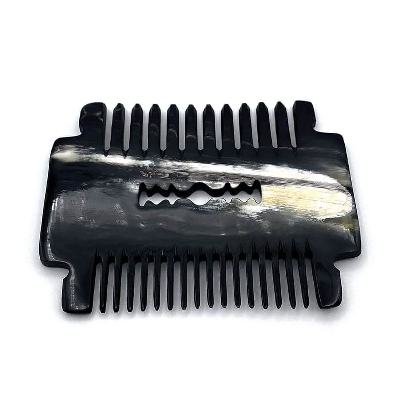 Lame de rasoir - Peigne en corne