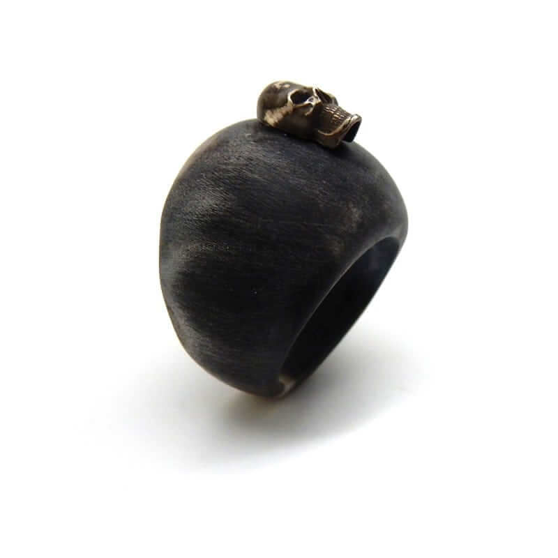 Horn skull ring - S
