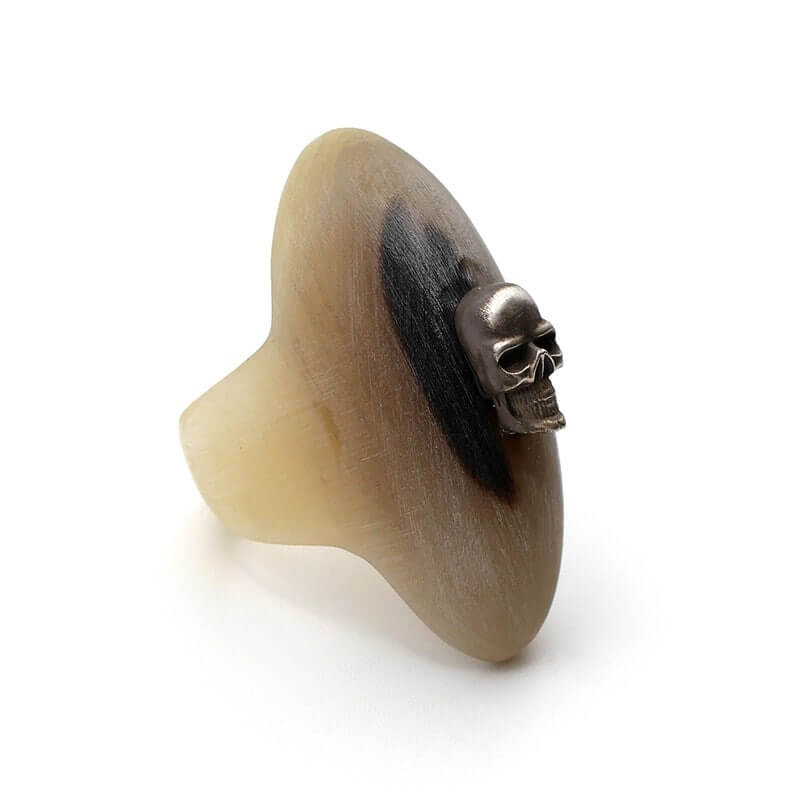 Bague en corne tête de mort-L