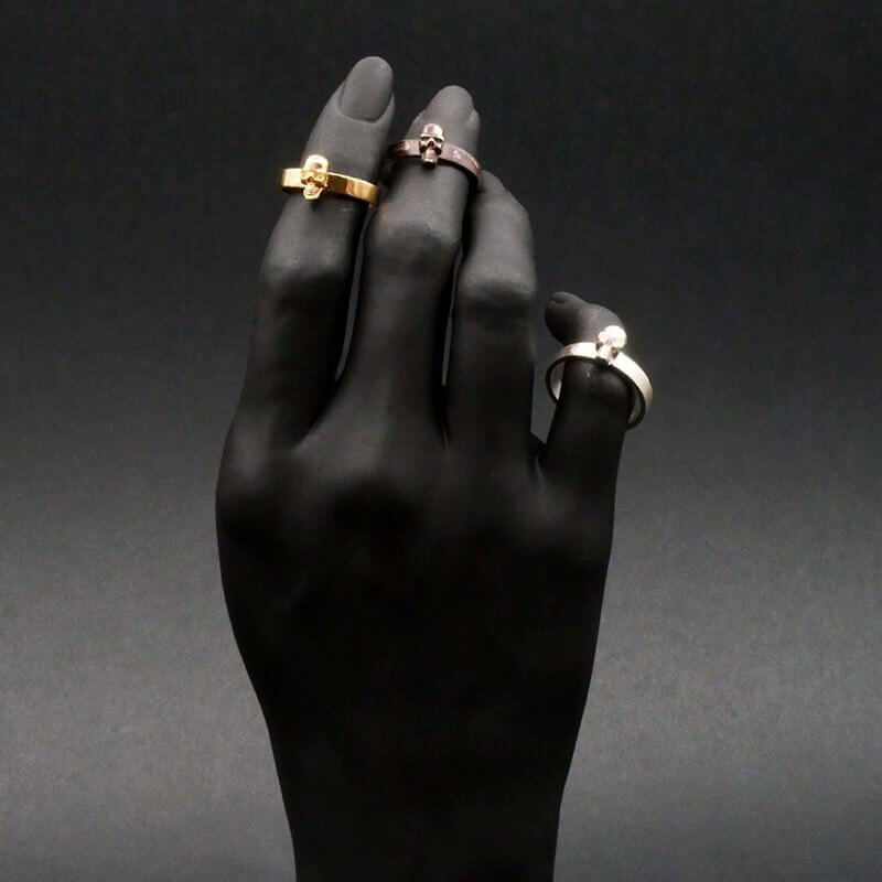 Bague tête de mort en argent - S