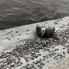 Bague en corne tête de mort- S 2