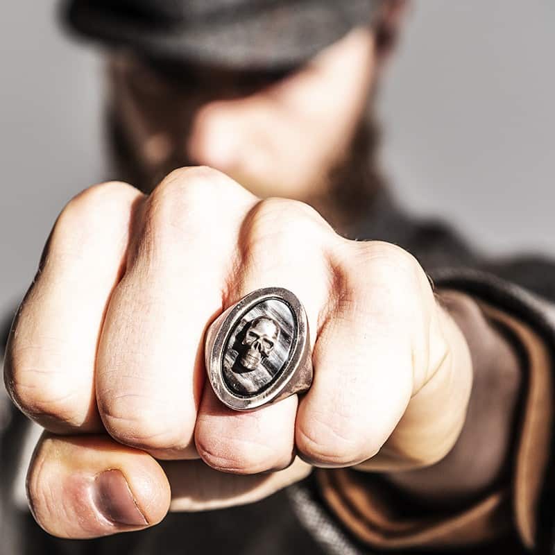 Chevalière tête de mort en argent- L