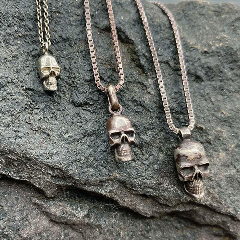 Collier tête de mort en argent - M