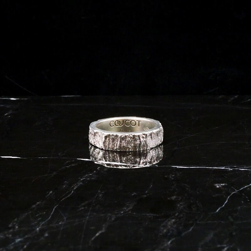 Hyper-IO-L men's wedding ring