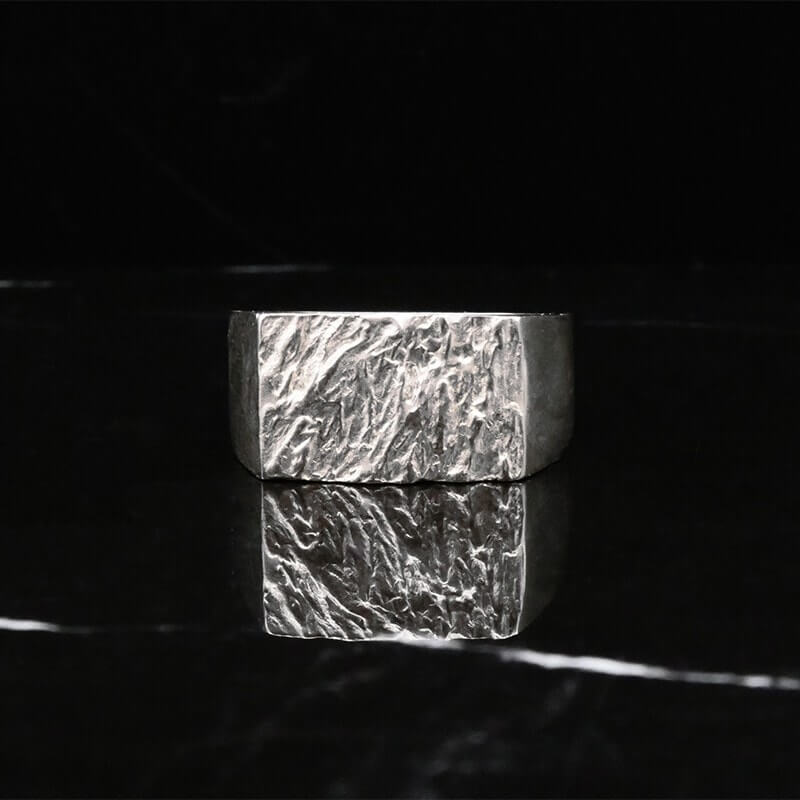 Hyper-IO-R silver signet ring