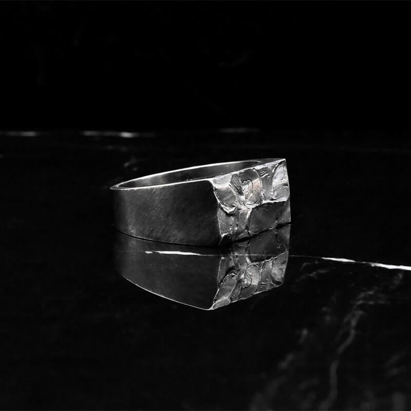 Silver signet ring A-76-R