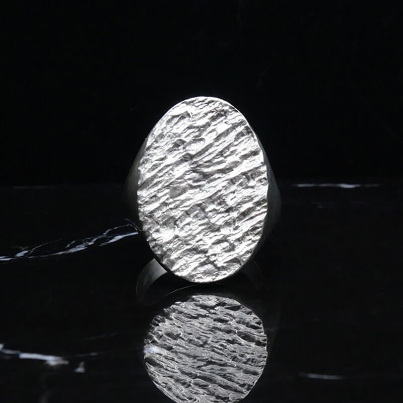 Men's signet ring Hyper-IO-L