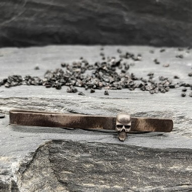 Pince à cravate tête de mort en argent